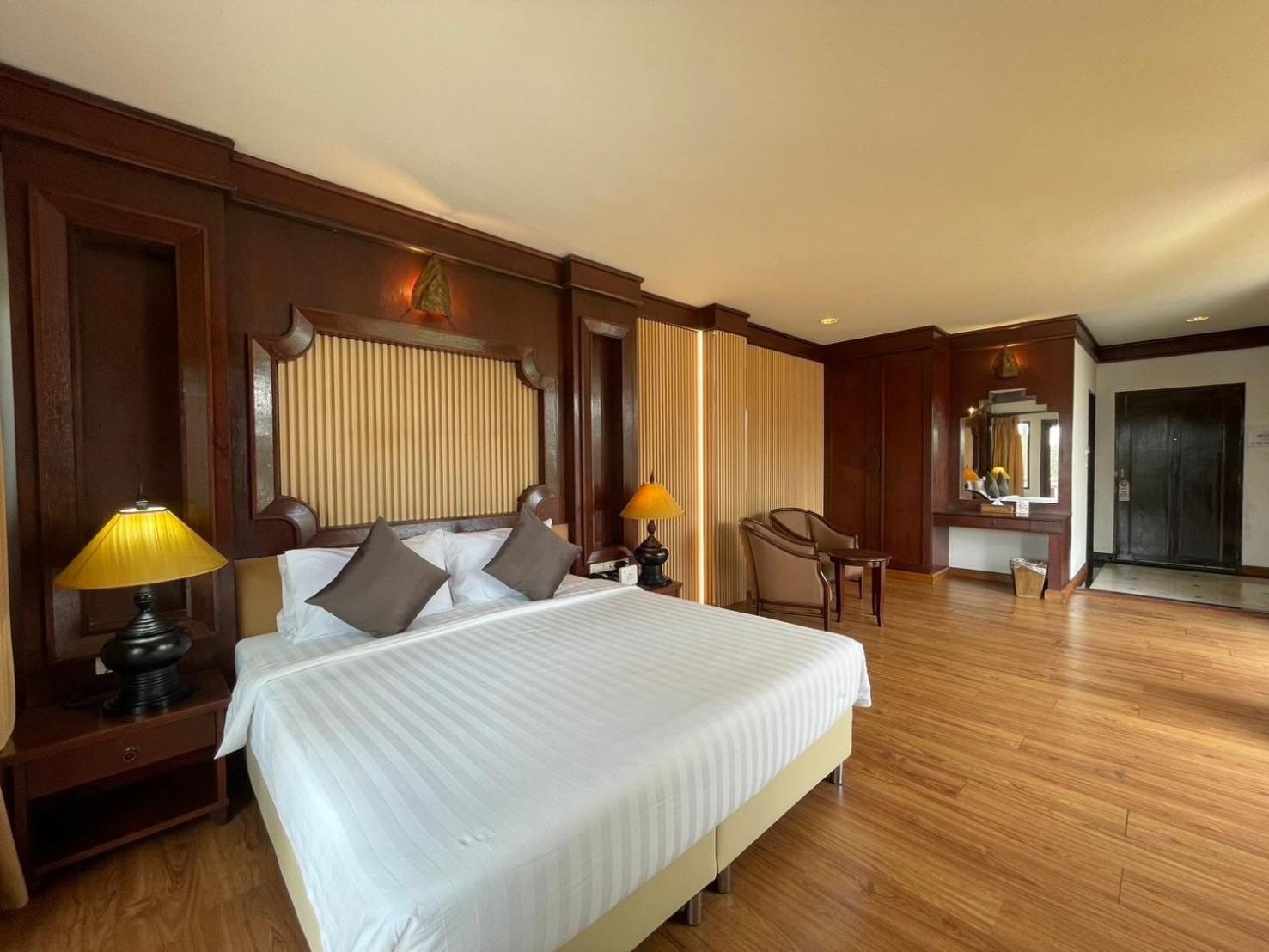 Gassan Legacy Golf Club Hotel Lamphun Exterior photo