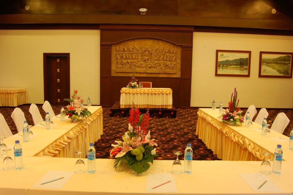 Gassan Legacy Golf Club Hotel Lamphun Exterior photo