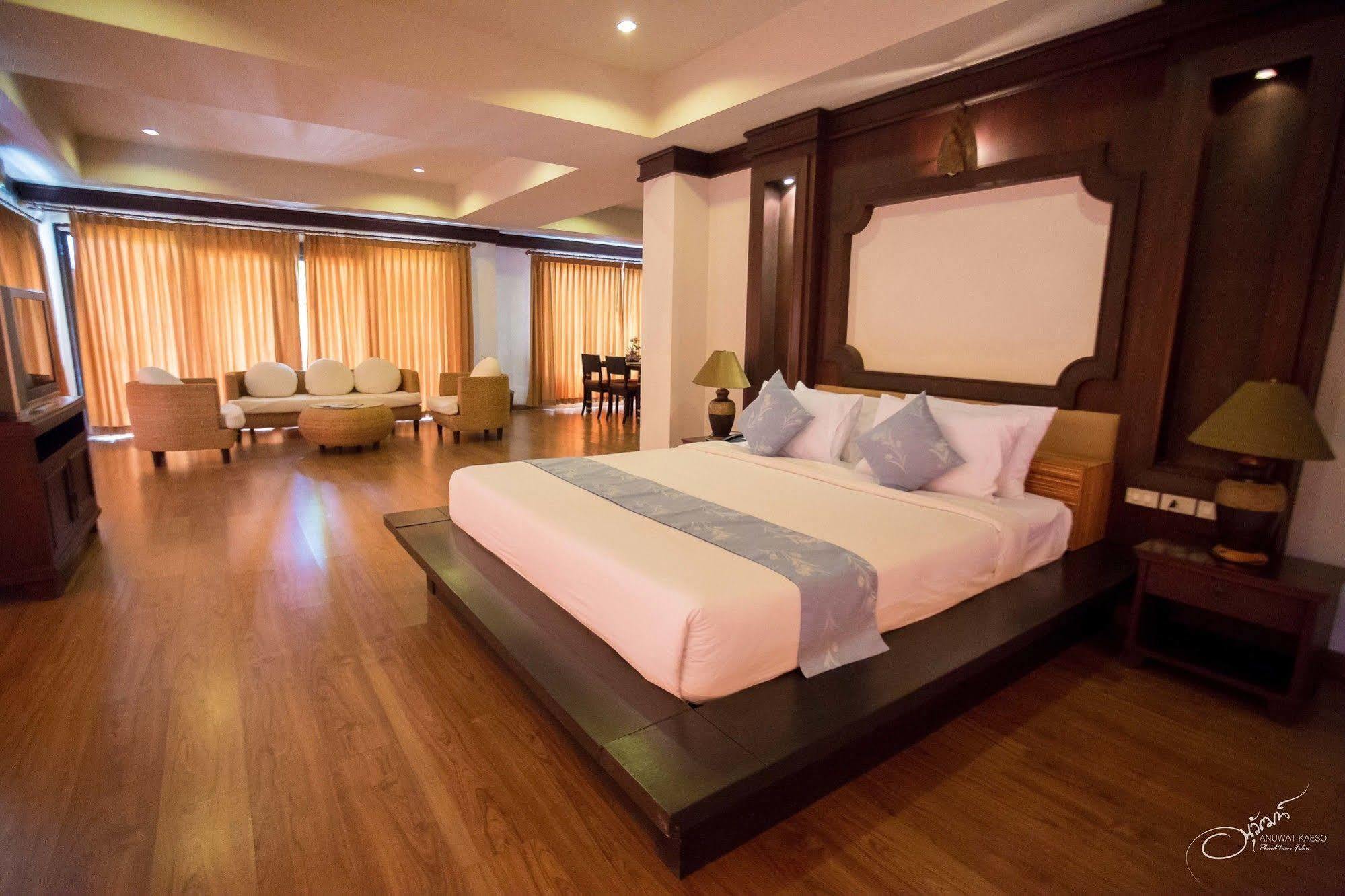 Gassan Legacy Golf Club Hotel Lamphun Exterior photo
